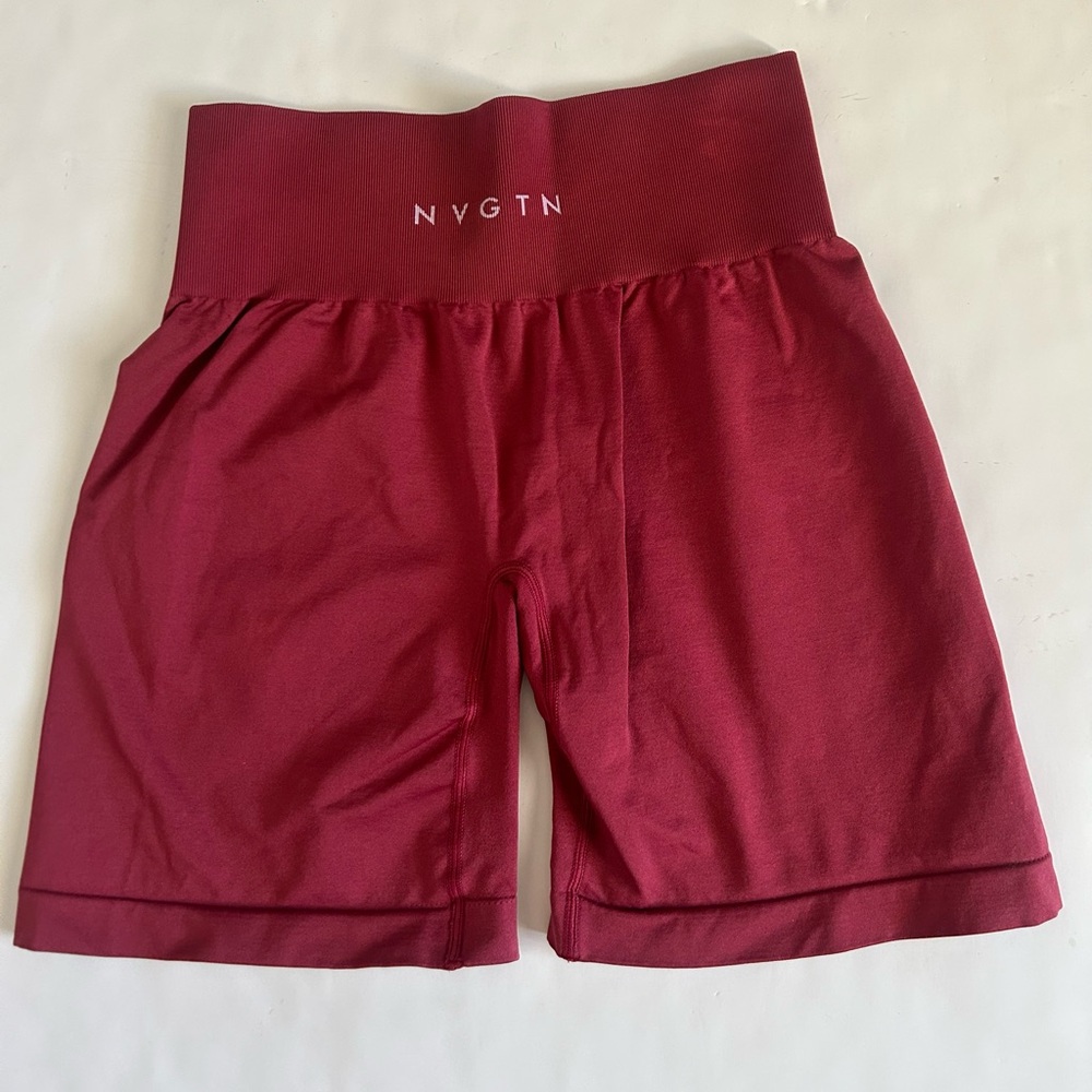 NVGTN Women's High-Rise Bike Shorts in Burgundy Red